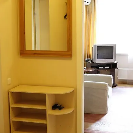 Aparthotel Service Predslava On Antonovicha Street Kyiv