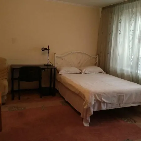 Aparthotel Service Predslava On Antonovicha Street Kyiv